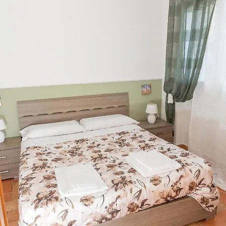 Apartamento Leto's In - Parking & Garden *