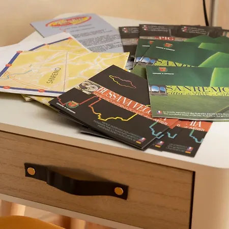 Leto's In - Parking & Garden 圣雷默