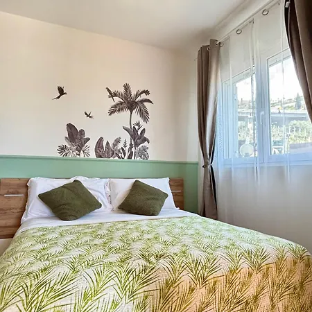 Leto's In - Parking & Garden Apartmán Sanremo